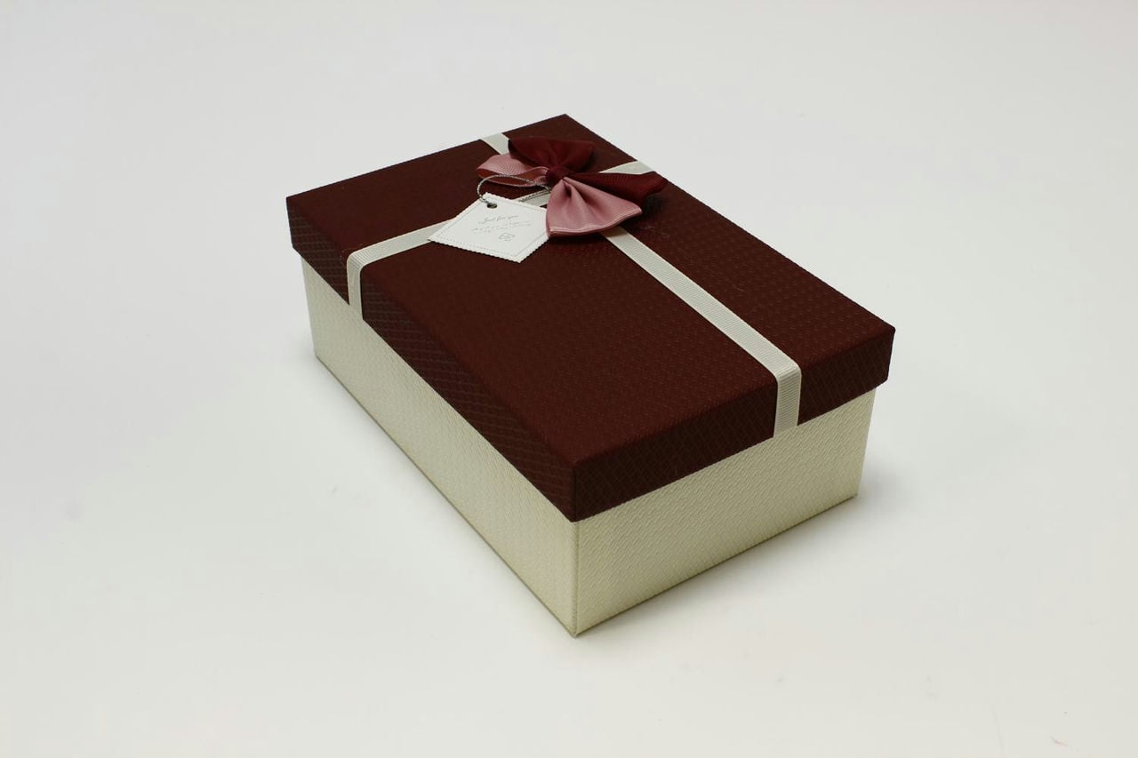 Коробка прямоугольник с бантом 21*14*8 см, белая/бордовая крышка (Арт) 720614/17-2А