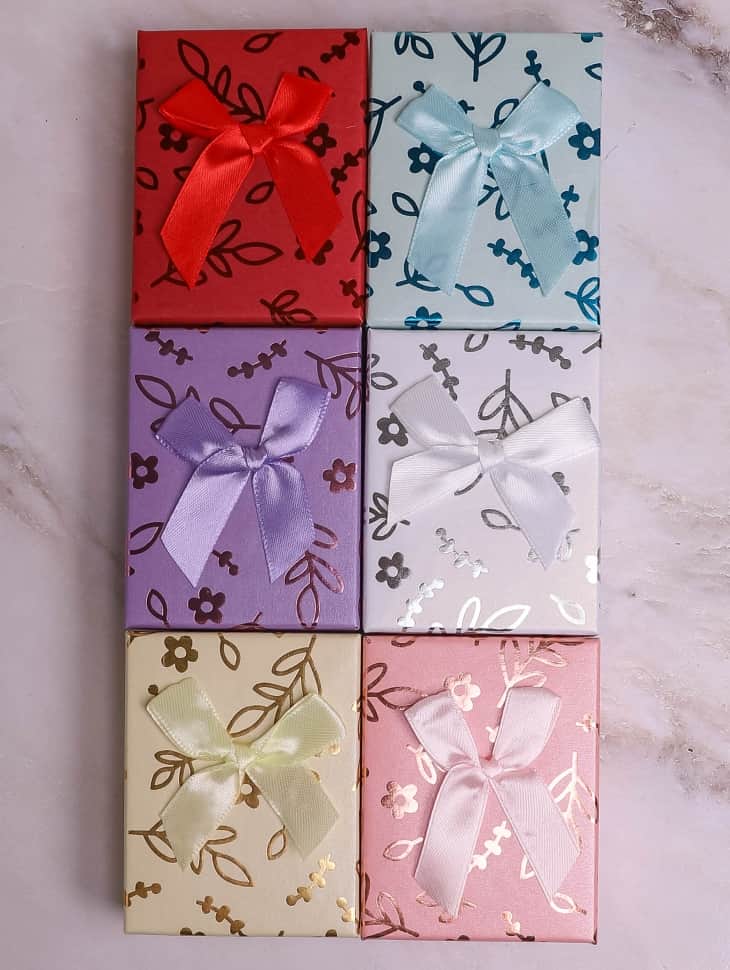 Коробка ювилирная прямоугольник 7х9х2,8см гармония (микс)