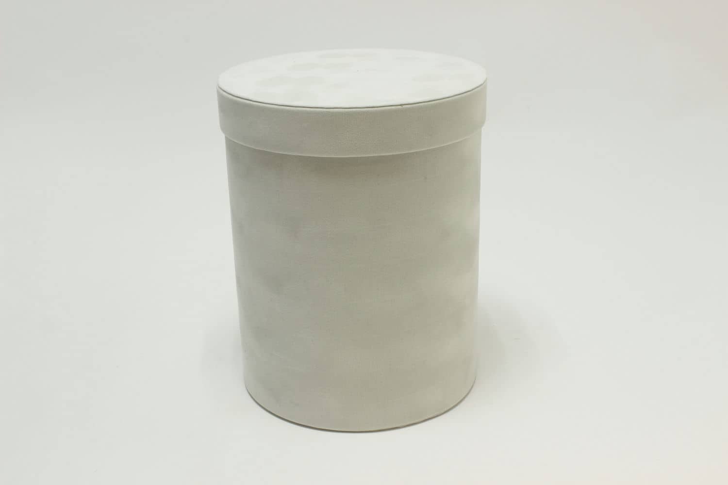 Коробка цилиндр бархатная "Velvet" 19*23,5 см, Белый (Арт) 720952/3-2