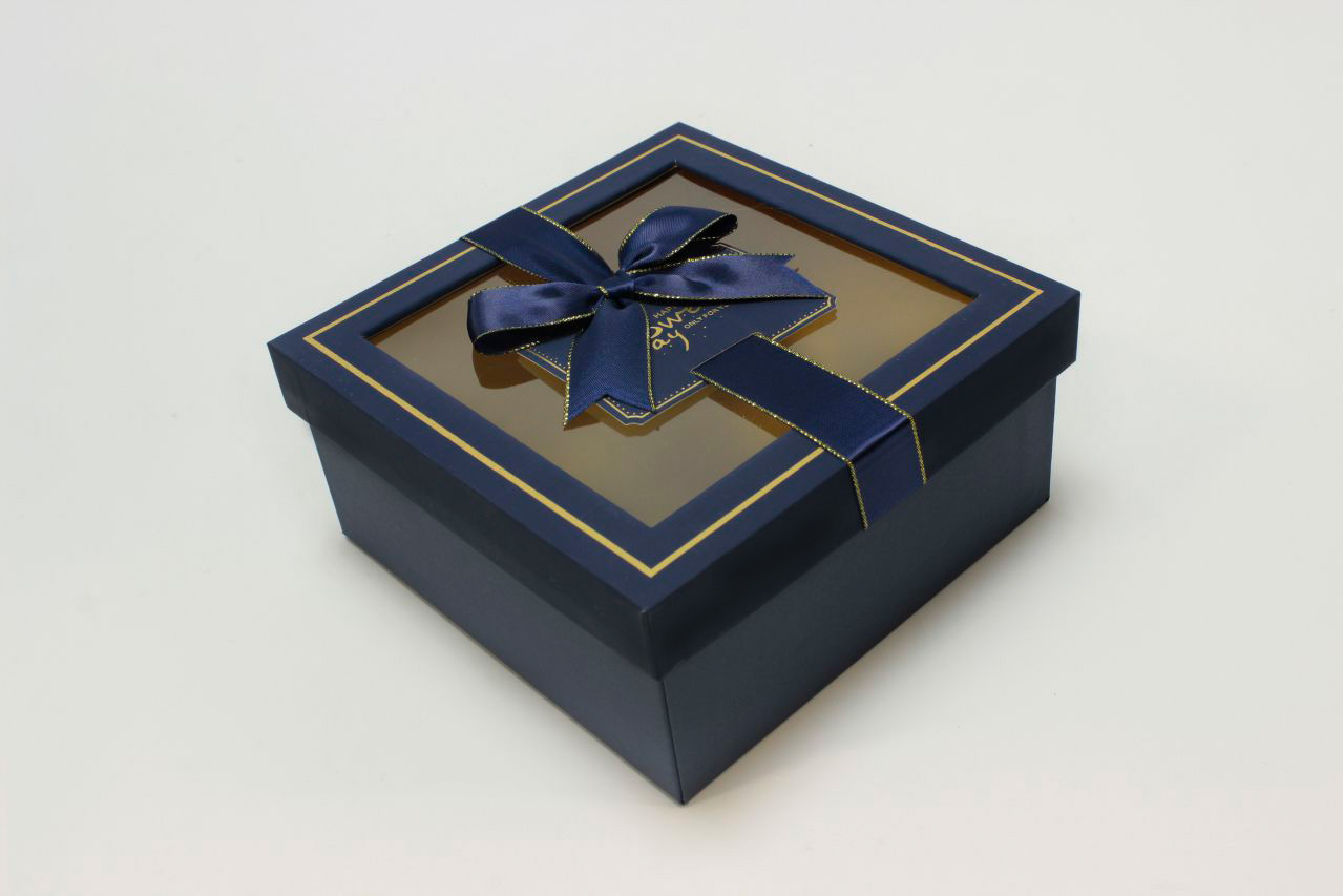 Коробка квадрат с окошком и бантом "luxe" 17*17*8 см, Тёмно-синий (Арт) 72092301/4-2