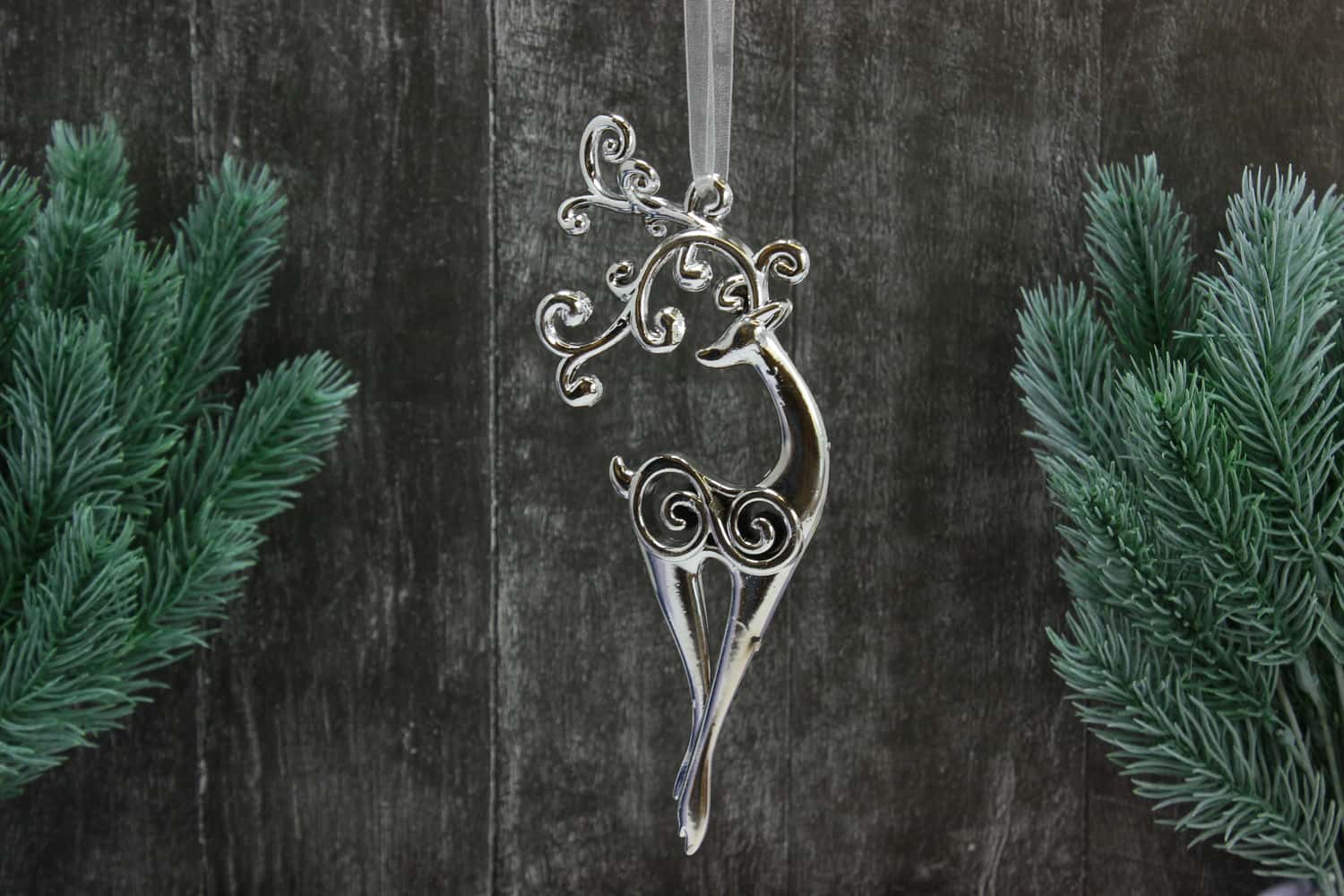 Украшение подвесное Олень (пластик), Н17,6х6,8см, Серебряный