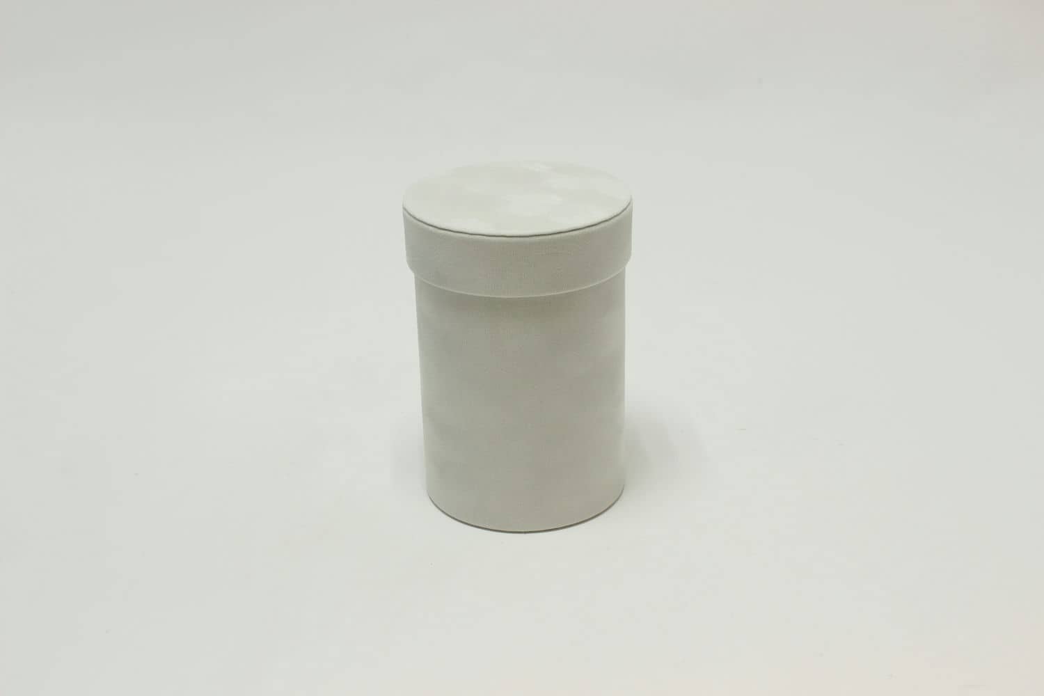 Коробка цилиндр бархатная "Velvet" 11*15,5 см, Белый (Арт) 720952/3-6