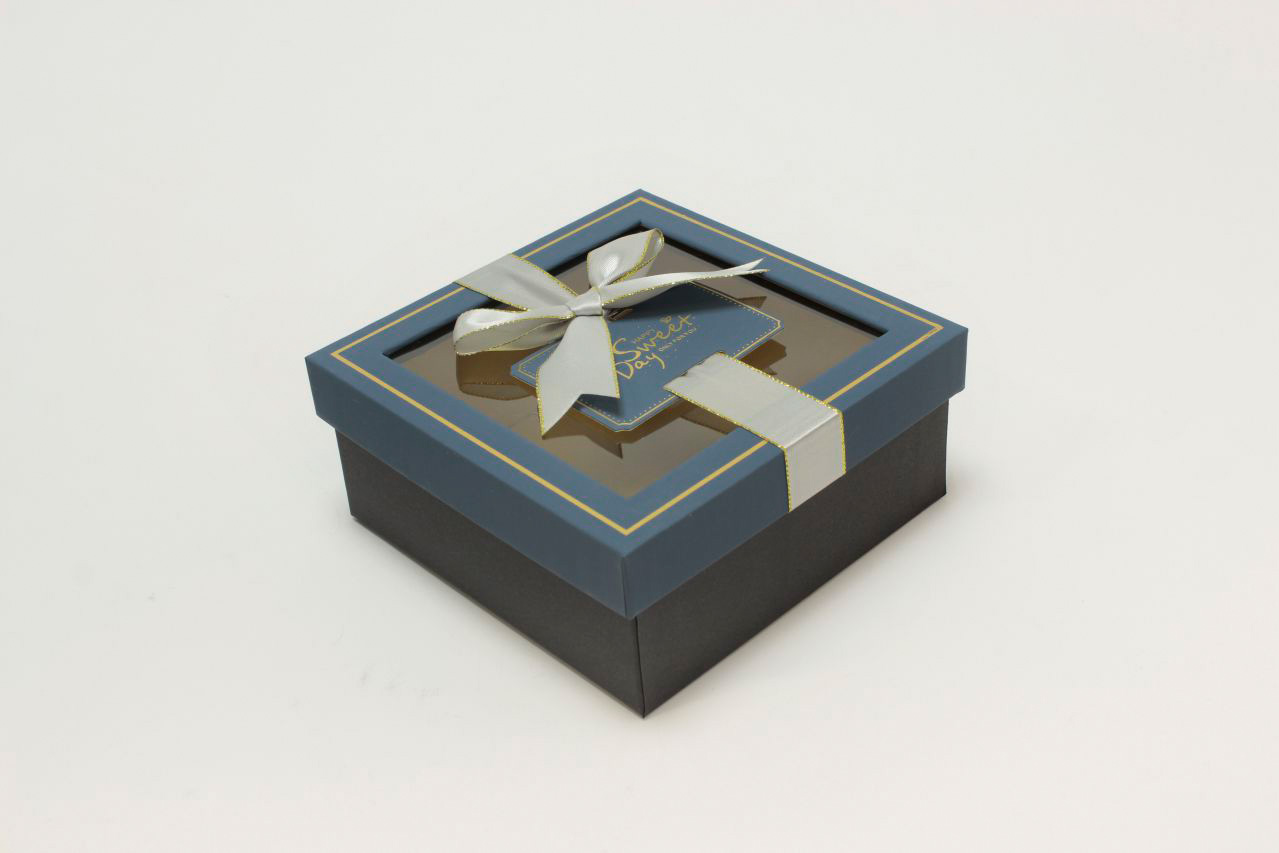 Коробка квадрат с окошком и бантом "luxe" 15*15*6,5 см, Синий/Чёрный (Арт) 72092301/5-3