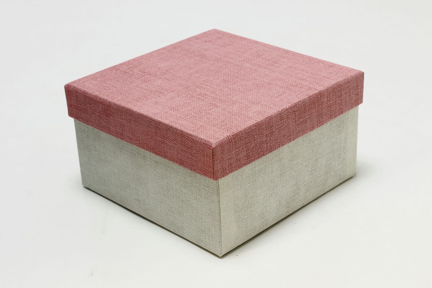 Коробка квадрат 17*17*9,5 см Белый/Розовый (Арт) 7212289/0050-1