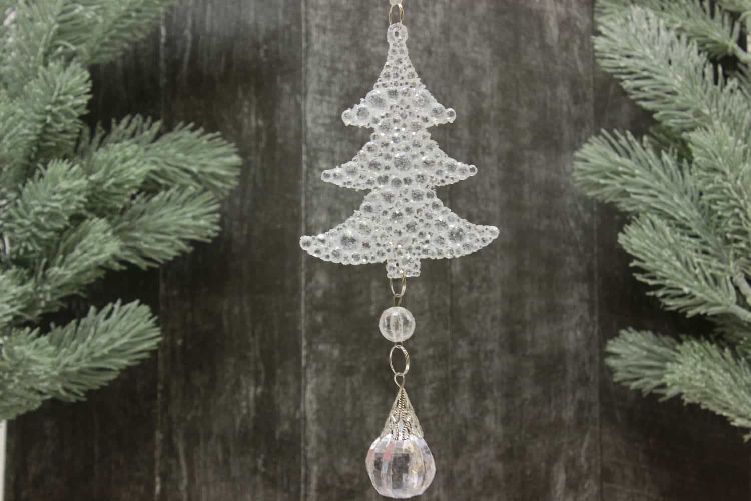 Украшение подвесное Елочка (пластик), 18x9см, Белый