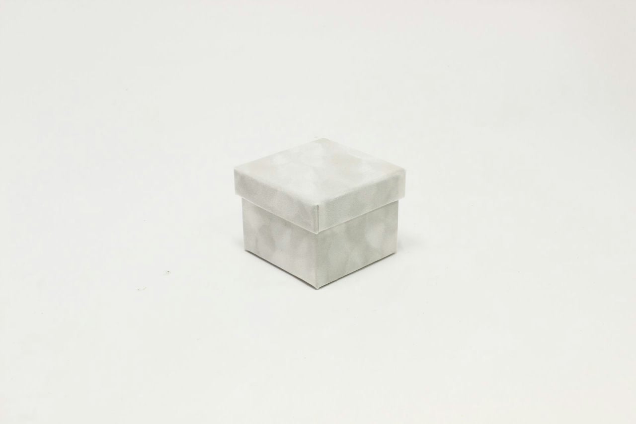 Коробка Велюр квадрат 11x11x8.5 см белый (Арт) 4829654-3