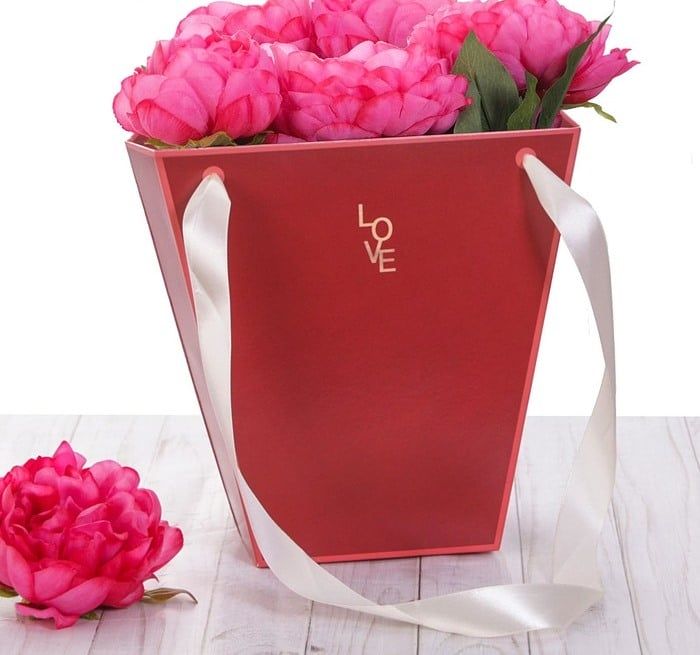 Пакет для цветов трапеция «Красный», 23 × 23 × 10 см