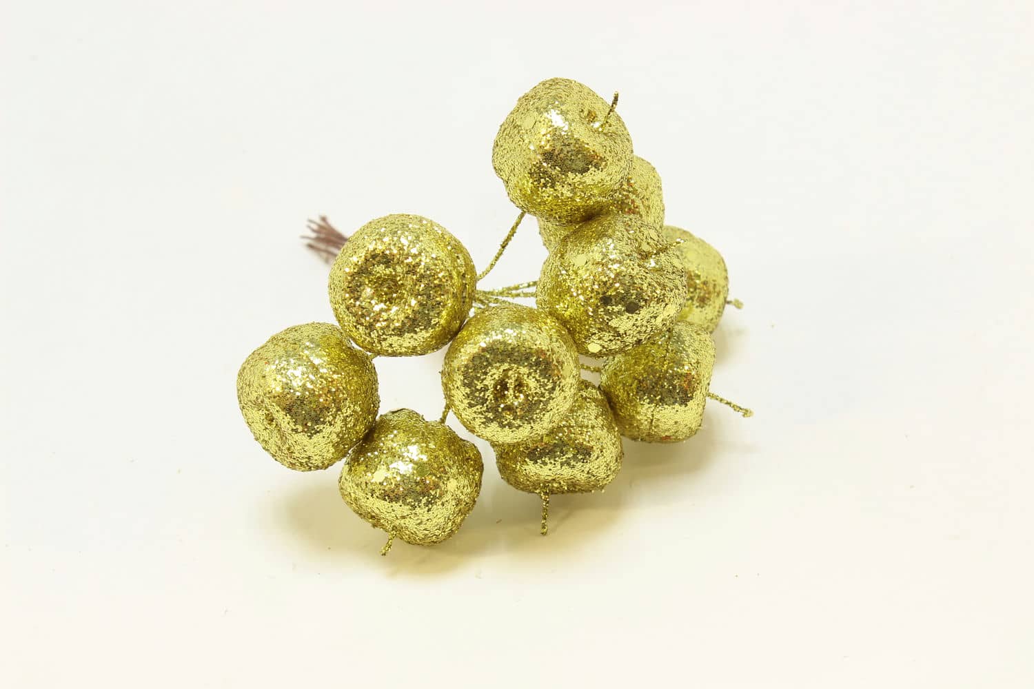 Новогодняя декоративная связка яблок на проволоке, D 2см, 9 шт. Золотой