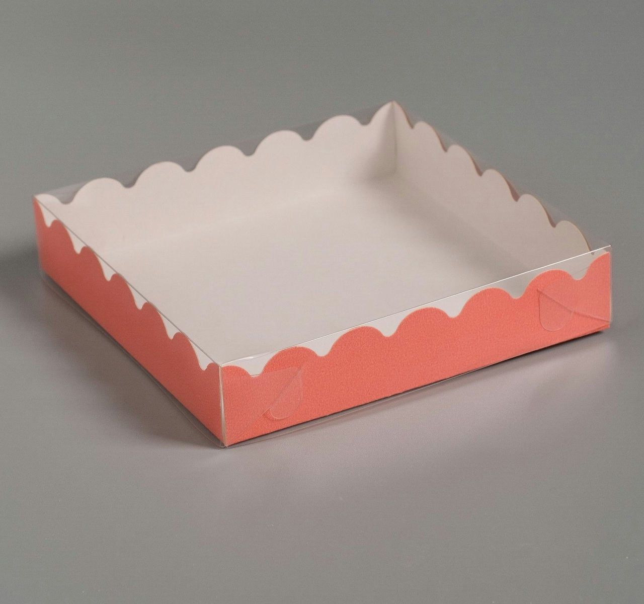Коробочка для печенья с PVC крышкой, красная, 15 х 15 х 3 см 4488798