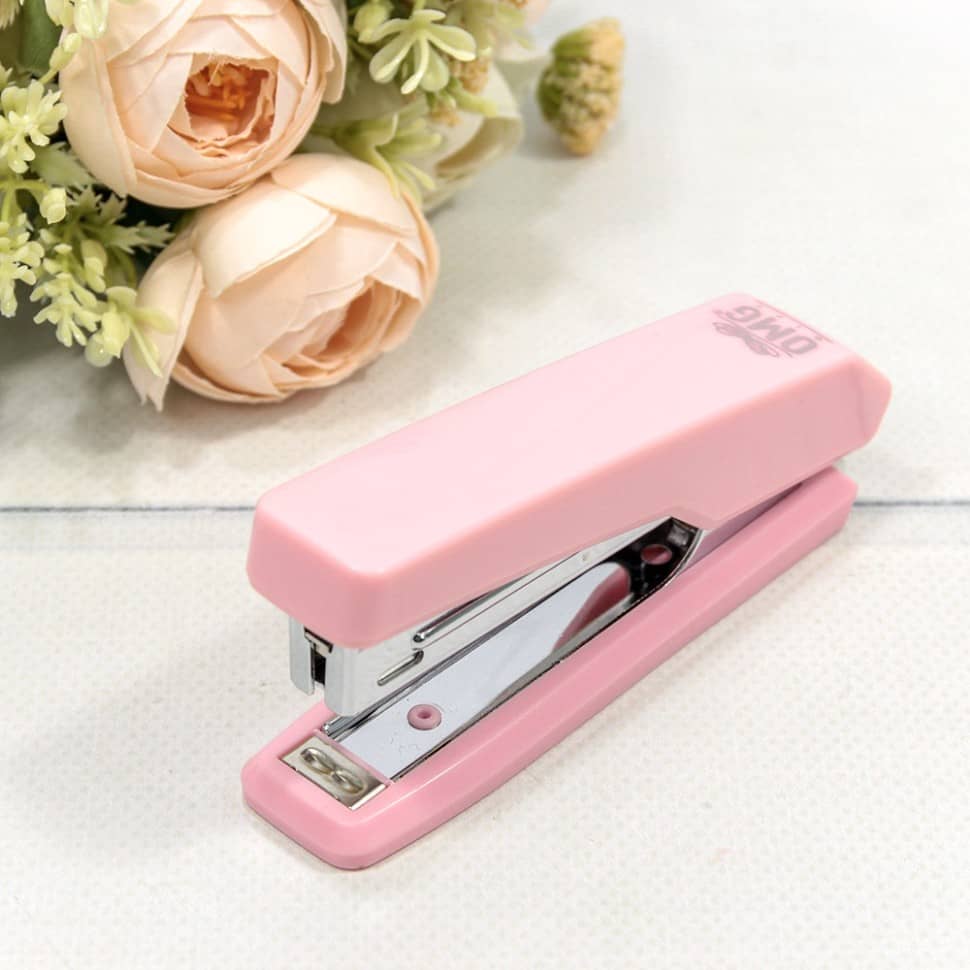 Степлер 11*4,5*2,5см Розовый