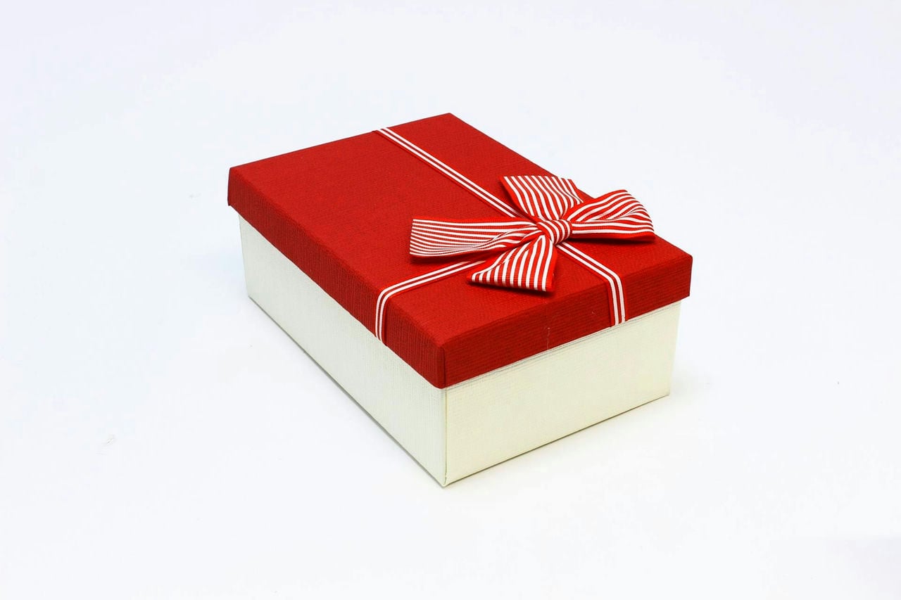 Коробка прямоугольник с бантом 21*14*8 см, белая/красная крышка (Арт) 720614/7-2А