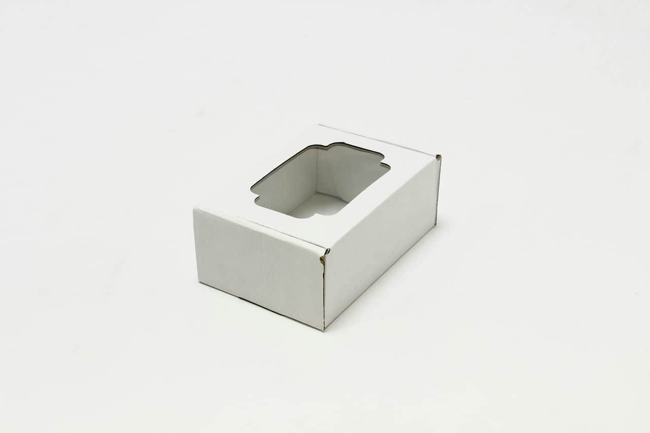 Коробка с окном 120 х 85 х 50 мм, F12.0 белая (Цена за 1шт)