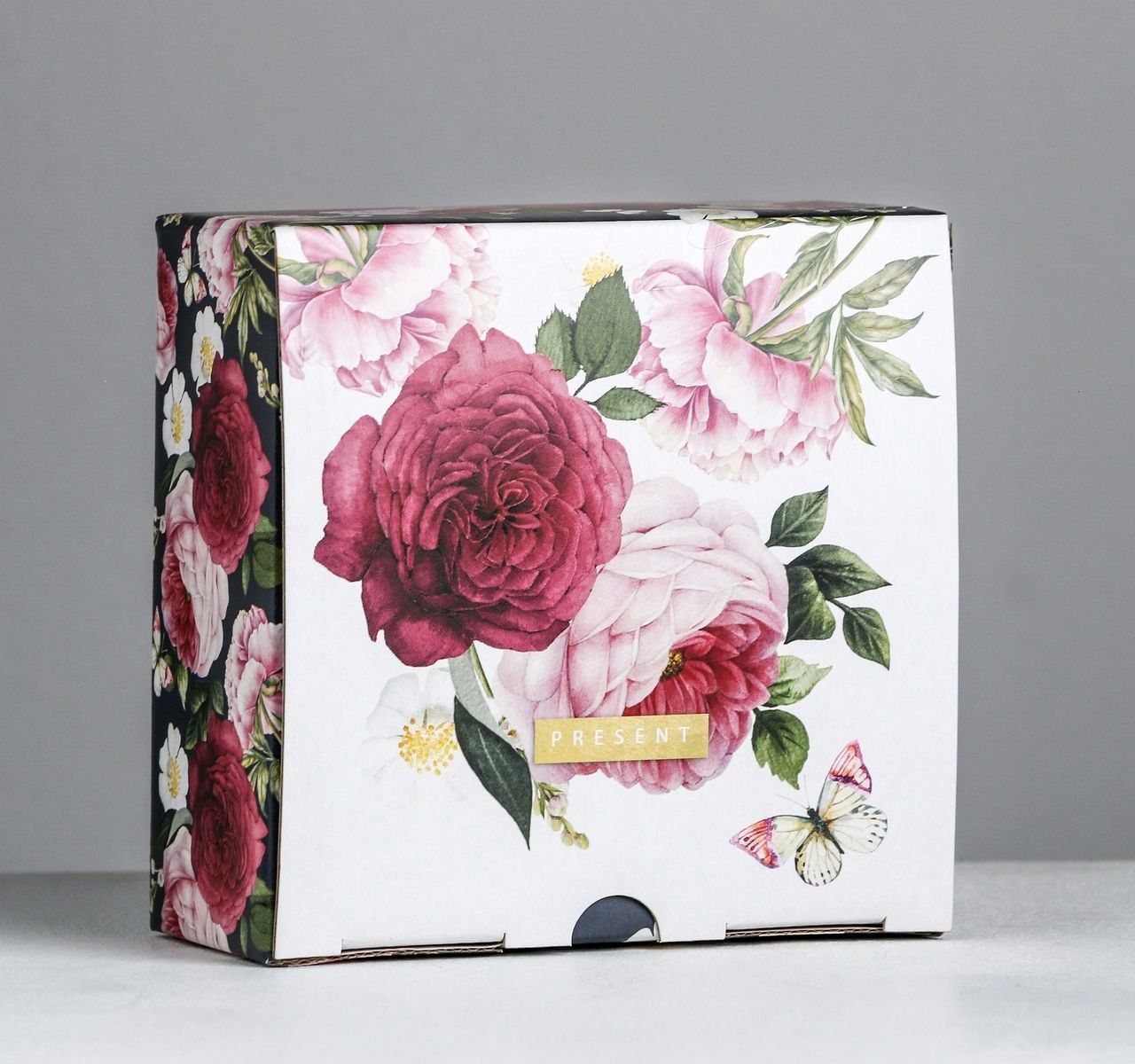 Коробка‒пенал Present, 15 × 15 × 7 см 4940688
