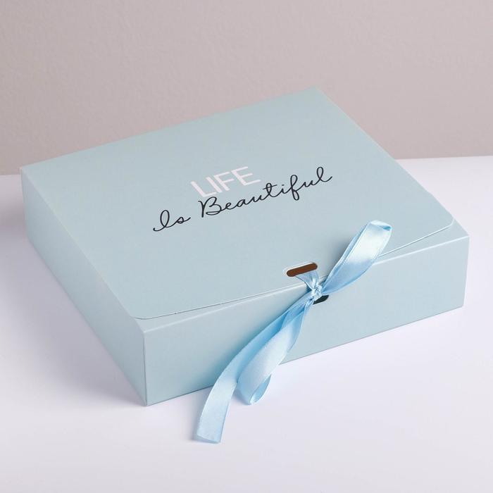Коробка складная подарочная «Поздравляю», 20 × 18 × 5 см 5231304