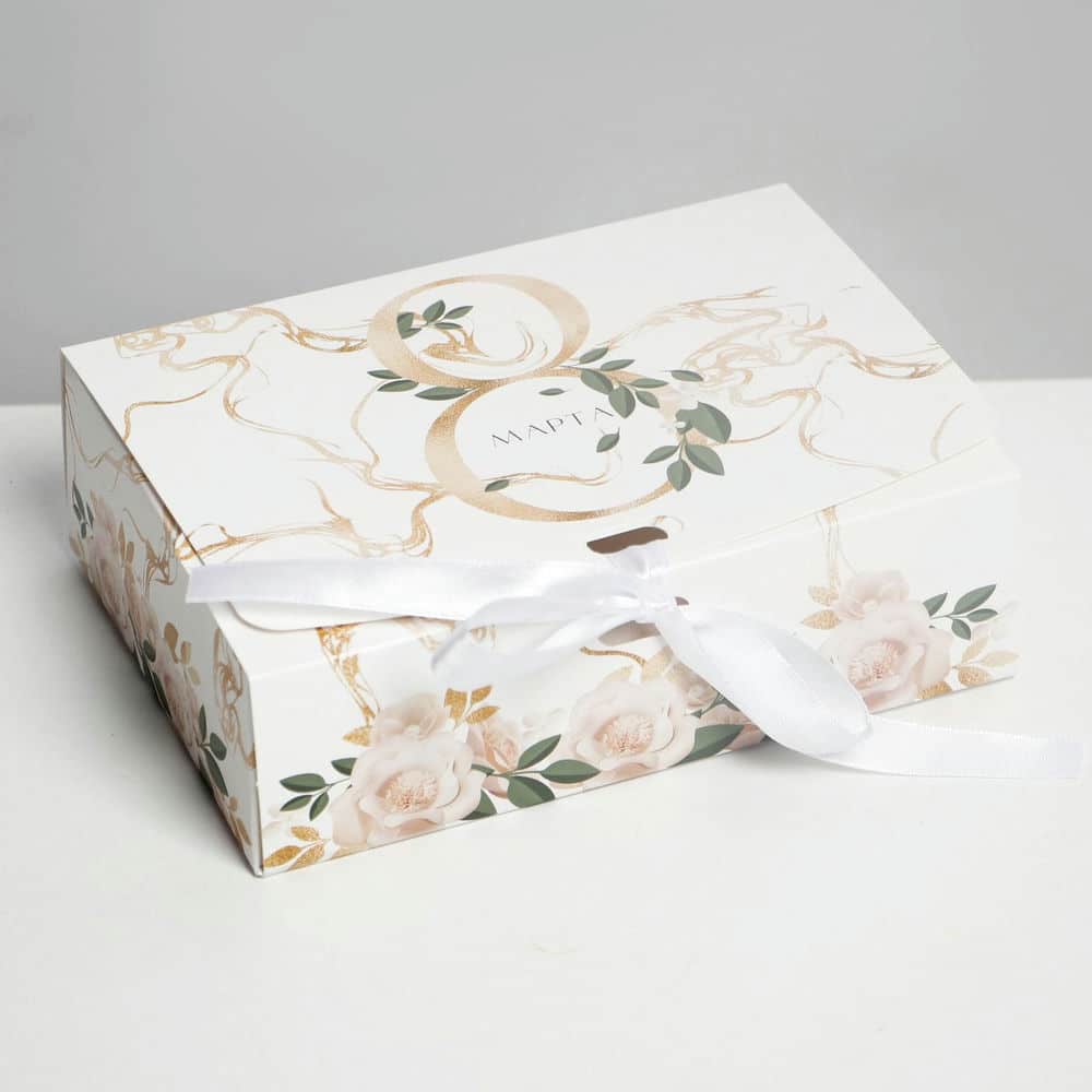 Коробка складная подарочная «8 марта, золото», 16.5 × 12.5 × 5 см 7120101