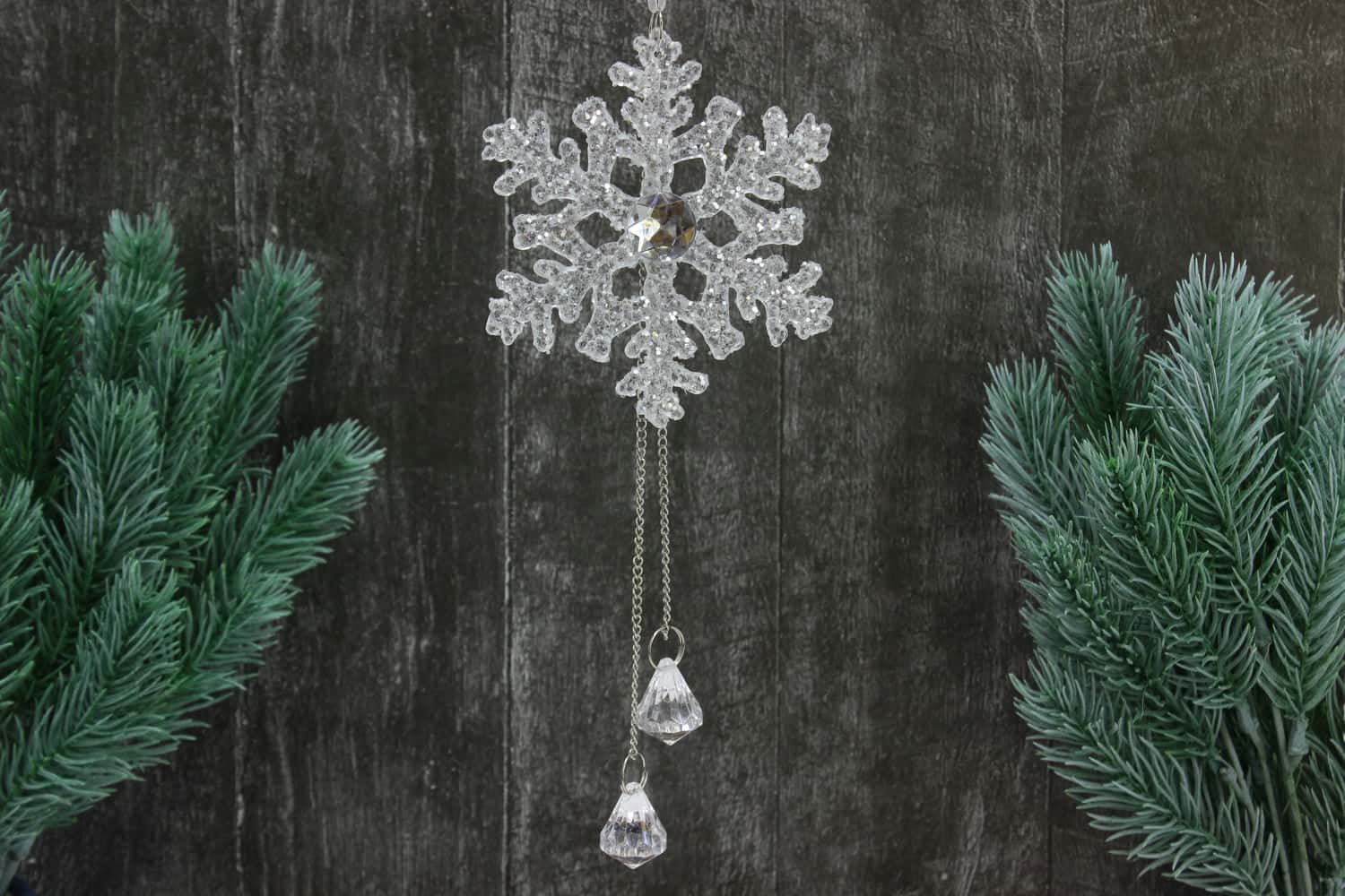 Украшение подвесное Снежинка с глиттером и стразами (пластик), 17,5x10см, Белый