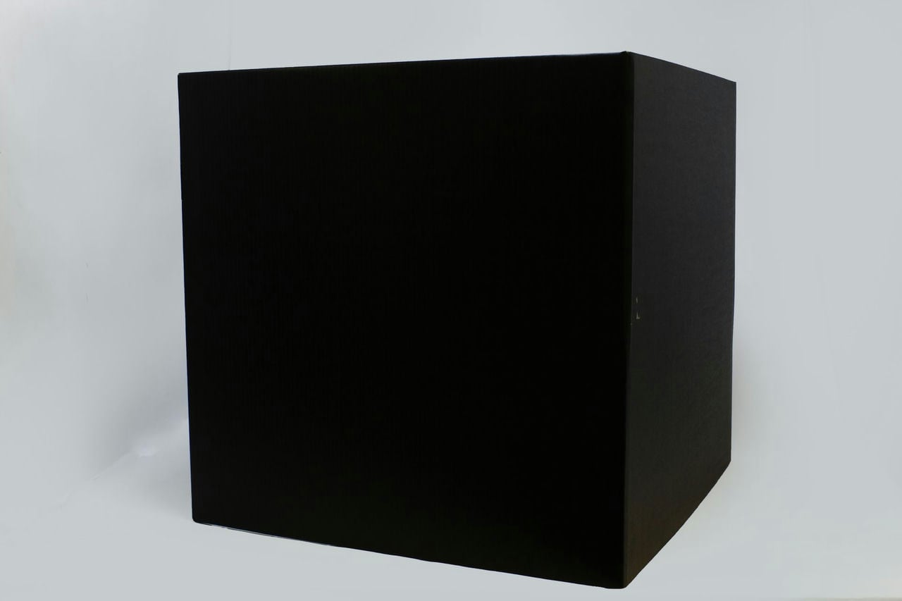 Коробка подарочная "Сюрприз" с крышкой для шаров, 60 х 60 см, Черный