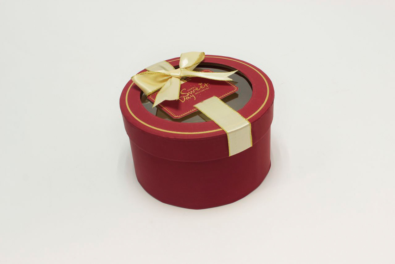 Коробка Круг с окошком и бантом "luxe" 15*8,5 см, Красный (Арт) 72093302/2-3