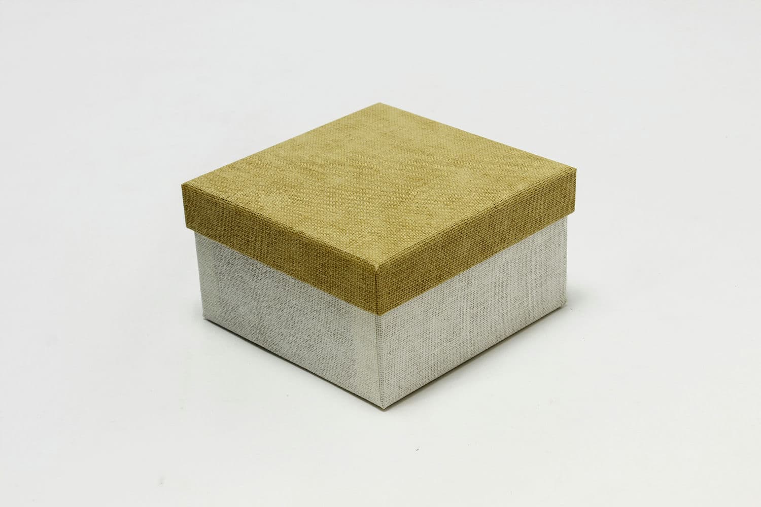 Коробка квадрат 13*13*7,5 см Белый/Серовато-жёлтый (Арт) 7212289/0056-3