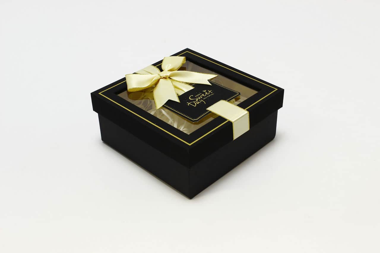 Коробка квадрат с окном "lux" 15*15*6,5 см  с окошком, Черный (Арт) 720-880/6-3А