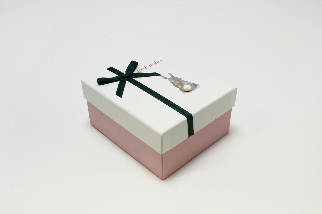 Коробка прямоугольник "Best wishes" 16,5*14,5*8,5 см с хвостиком (Арт) 720663/8-3