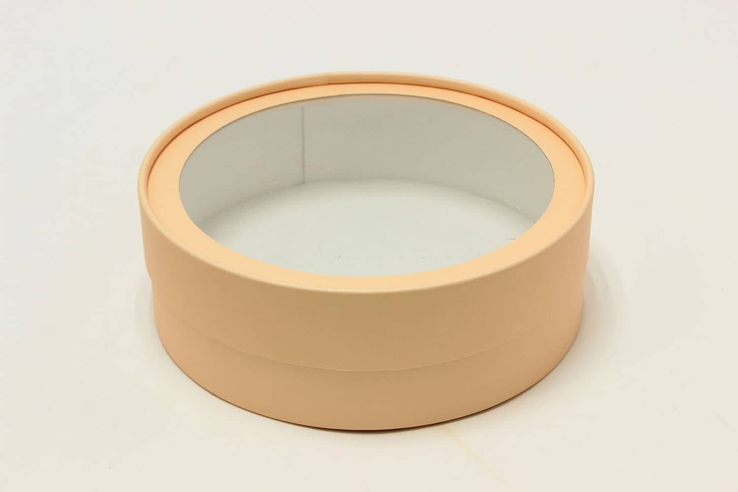 Подарочная коробка круглая с прозрачным окном D18*H6 Персиковый №29