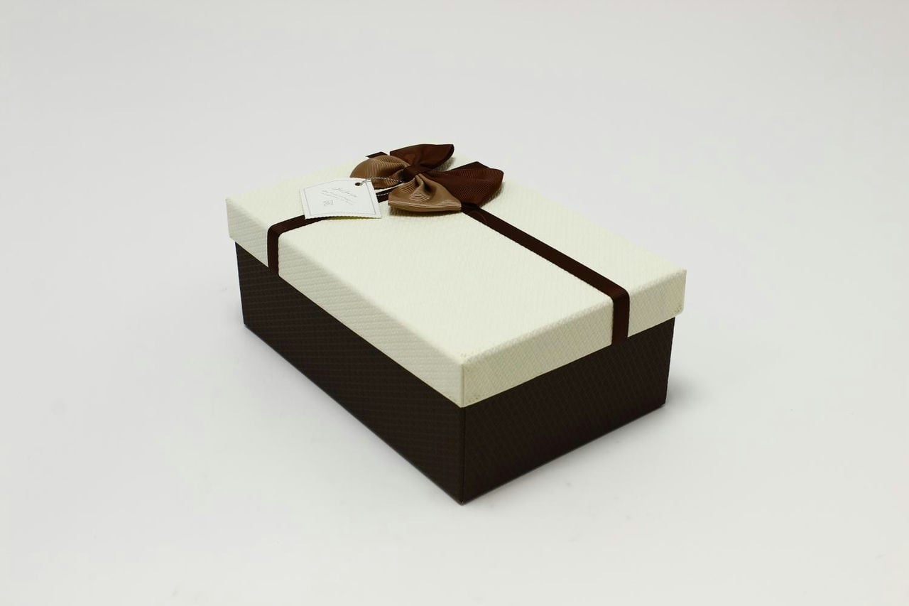 Коробка прямоугольник с бантом 21*14*8 см, коричневая/белая крышка (Арт) 720614/15-2Б